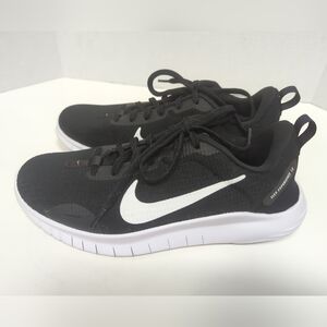 Nike Athletic Low Top Running Sneakers